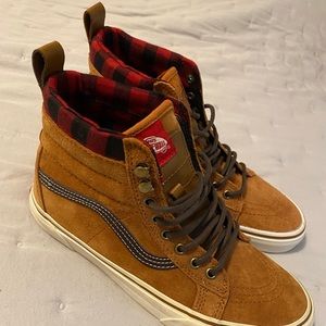 New, never worn high top vans size 9.5